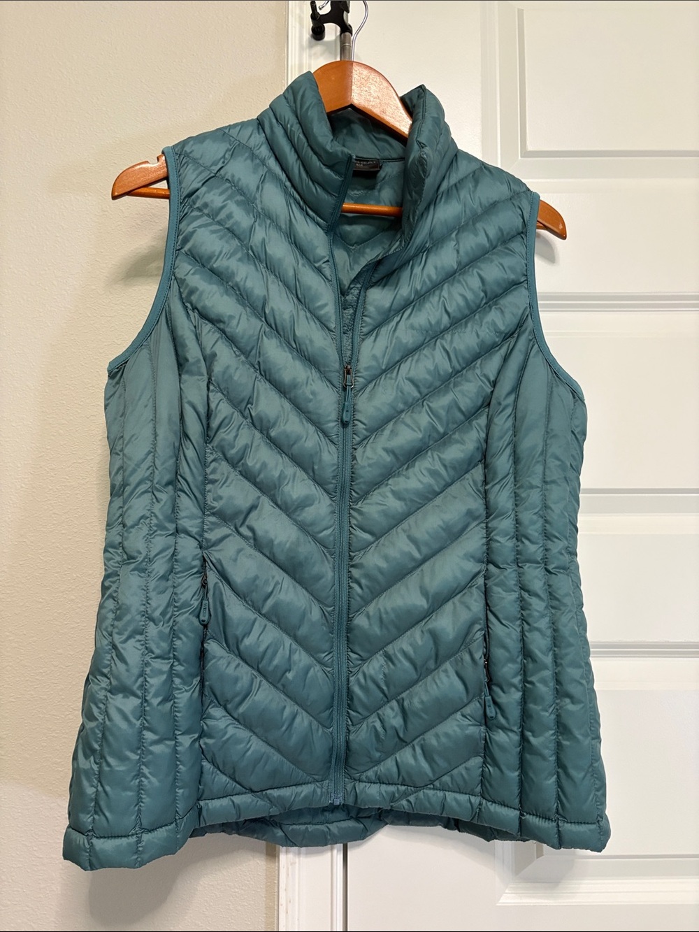 32 Degrees Quilted Vest in Teal